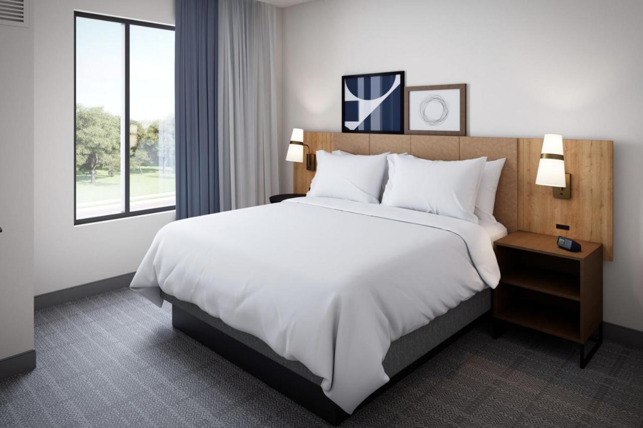 Staybridge Lackland Afb Area By Ihg Hotel 3*