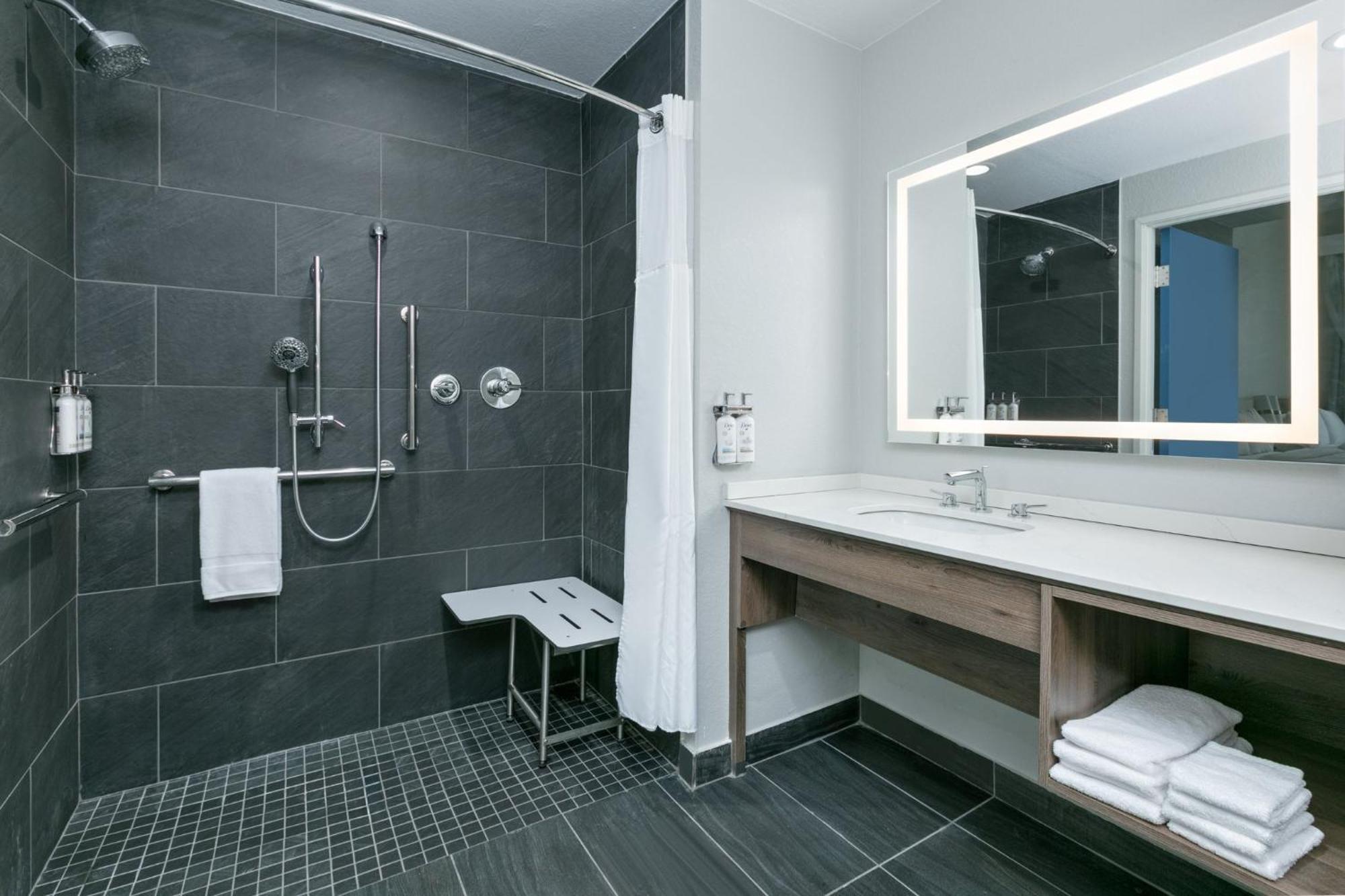 Staybridge Lackland Afb Area By Ihg Hotel 3*